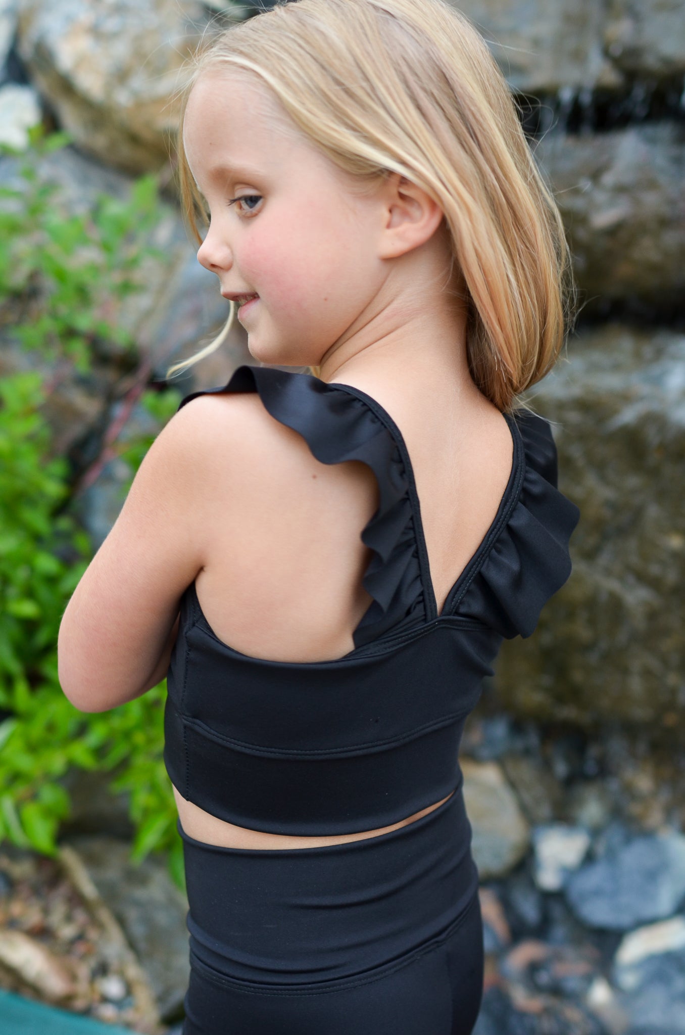 Flutter Top - Black