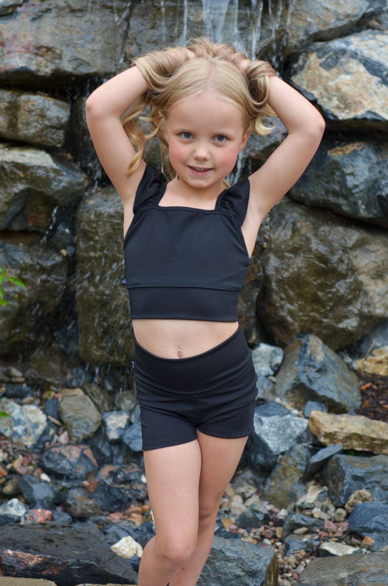 Flutter Top - Black